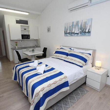 Studio Sunny Rovinj Exterior foto
