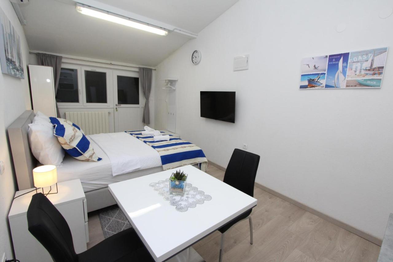 Studio Sunny Rovinj Exterior foto